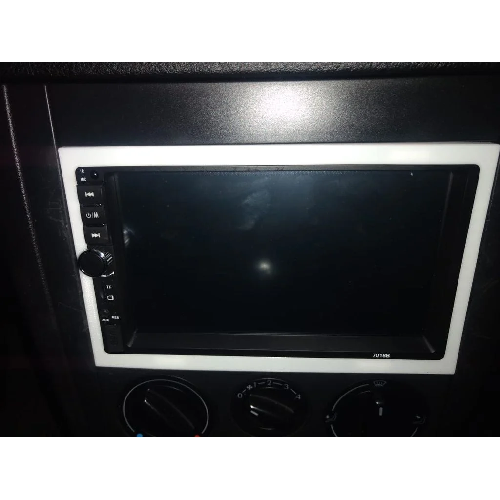 Cadre de fixation autoradio VW 7018B renforcé