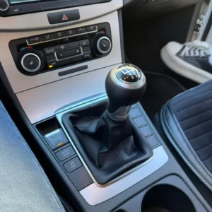 Entourage levier de vitesse VW Passat B7